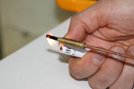 Vérification des performances du thermocouple avec un briquet Vérification des performances du thermocouple avec un briquet