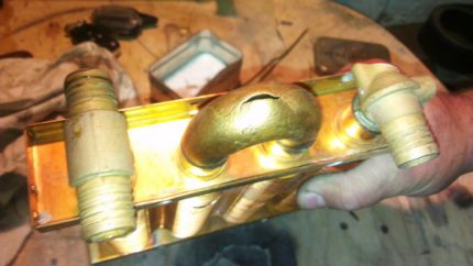 Fissure du tube de radiateur de colonne