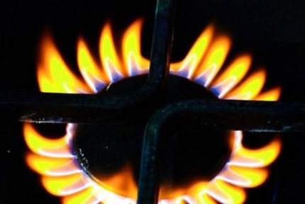 La couleur de la flamme du brûleur a changé