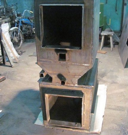 Chaudière de pyrolyse semi-assemblée