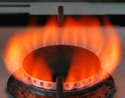 Flamme de couleur orange Couleur de gaz orange