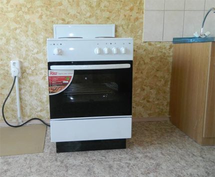 Hibrit gaz sobası montajı yerinde Hibrit gaz sobası montajı yerinde