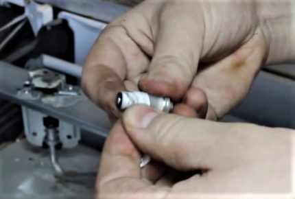 Fixando o sensor de controle de gás