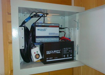 Fernbedienungsmodul für den Betrieb eines Gaskessels Fernbedienungsmodul für den Betrieb eines Gaskessels