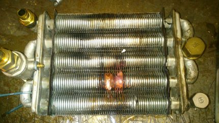 Échangeur de chaleur primaire endommagé