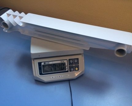 Poids de la section de radiateur en aluminium