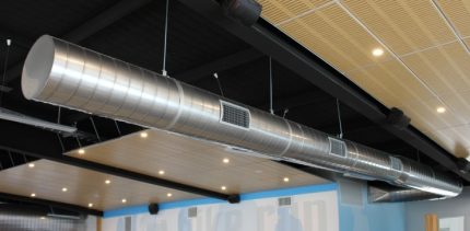 Overhead ventilation duct