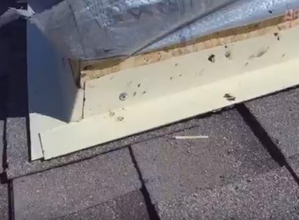 Bande attenante d'imperméabilisation