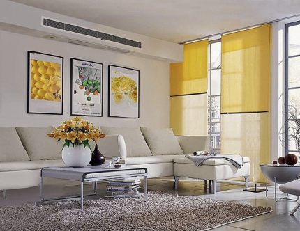 Duct air conditioning in the interior Duct air conditioning in the interior