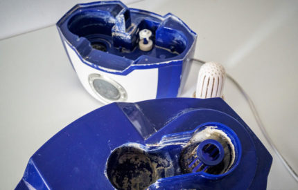 Nemlendiriciye tuz spreyi Nemlendiriciye tuz spreyi