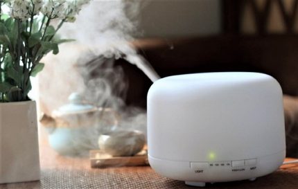 Pulvériser de l'eau avec des impuretés Pulvériser de l'eau avec des impuretés