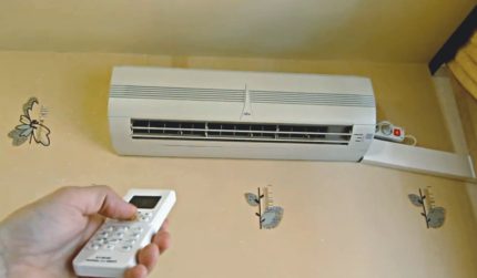 Die Klimaanlage ist angeschlossen. Die Klimaanlage ist angeschlossen.